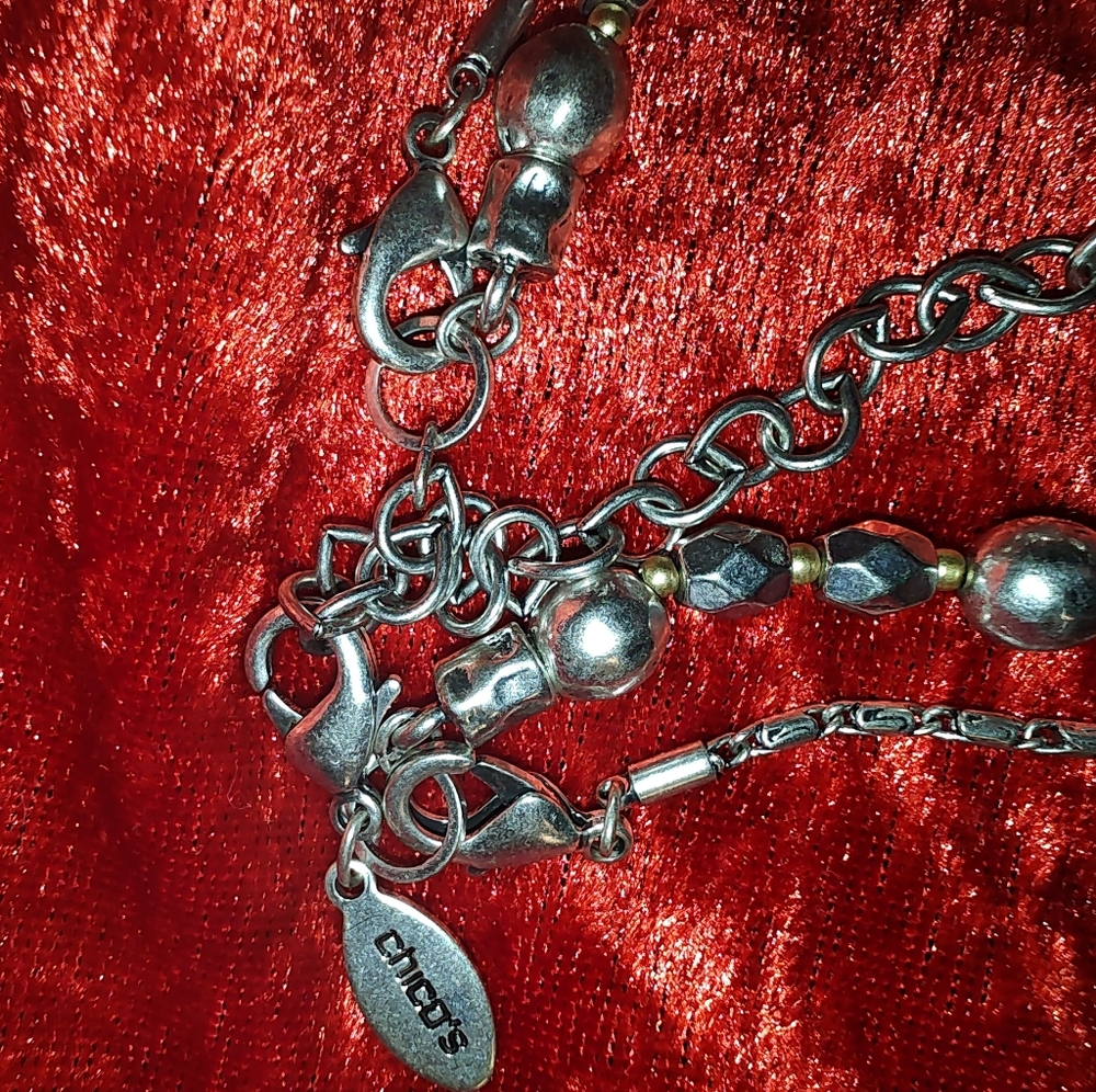 Vintage Chico's Double Strand Necklace With Two Tone Metal Heart And Beads - Picture 4 of 4